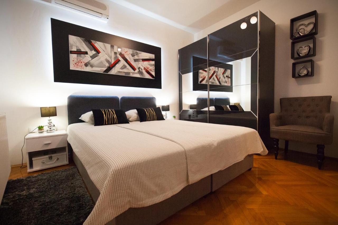Apartman Aurelius - Private Parking Osijek Zewnętrze zdjęcie