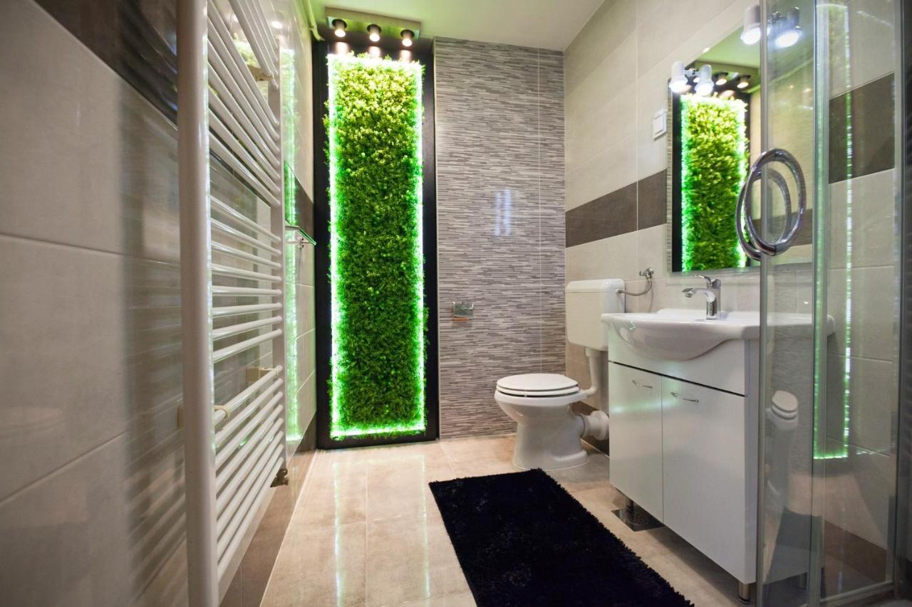 Apartman Aurelius - Private Parking Osijek Zewnętrze zdjęcie
