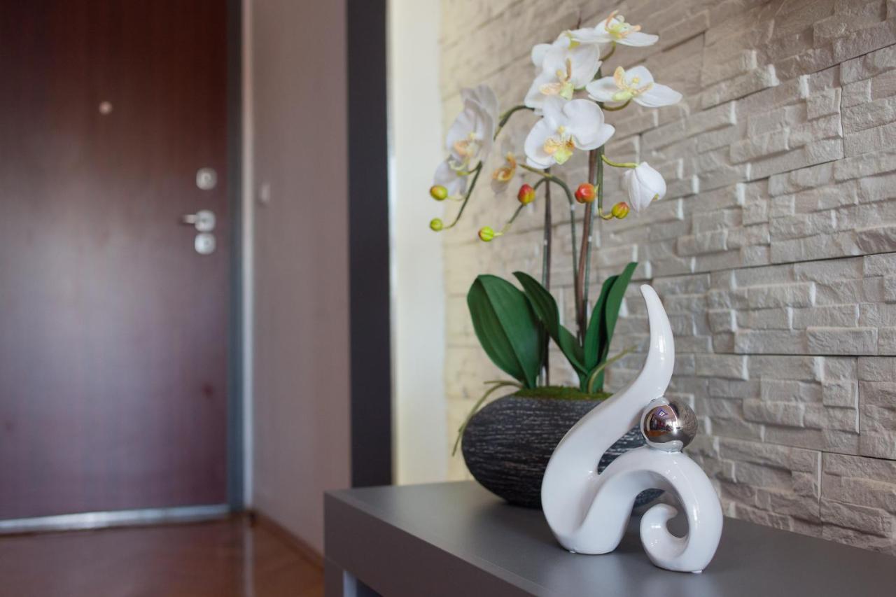 Apartman Aurelius - Private Parking Osijek Zewnętrze zdjęcie